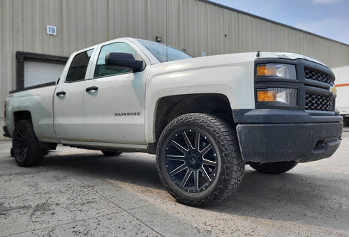 Best Truck Tires for Hauling Lumber and Landscaping in Calgary